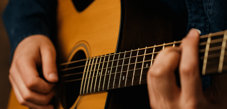 Jouez un tube avec 3 accords guitare